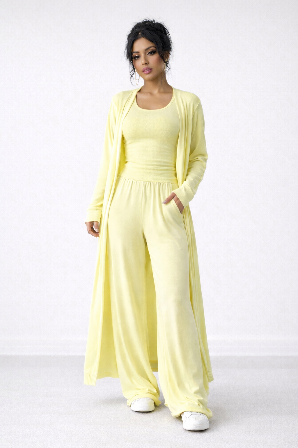 Ensemble Trois Pièces Décontracté : Pantalon Large et Débardeur